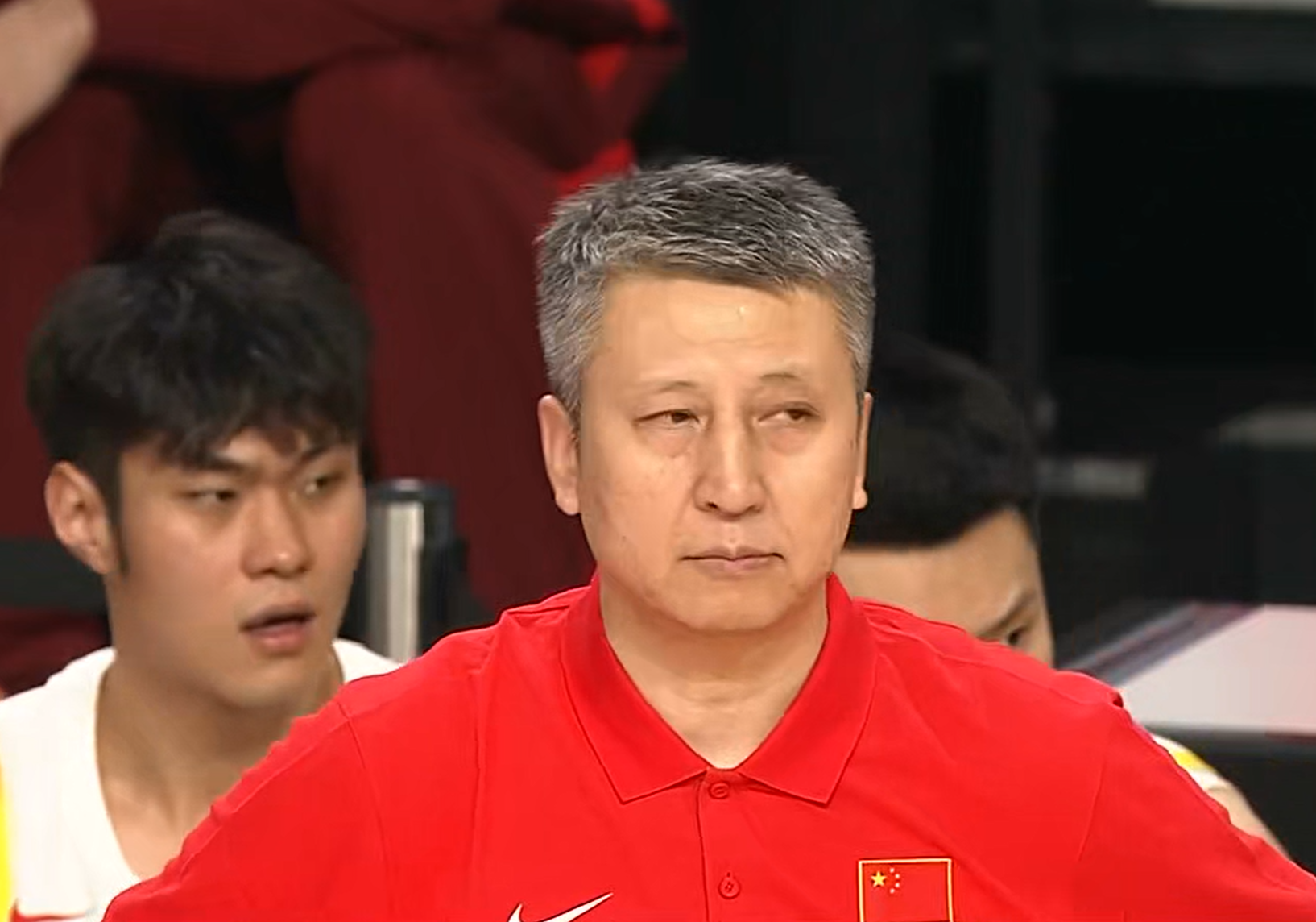 leyu-压力山大！男篮2连胜，更衣室有1人在哭泣，郭士强前来安慰