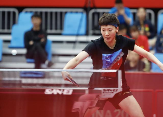 leyu公司-突发！国乒团体赛换人 王曼昱取代刘诗雯出战女团