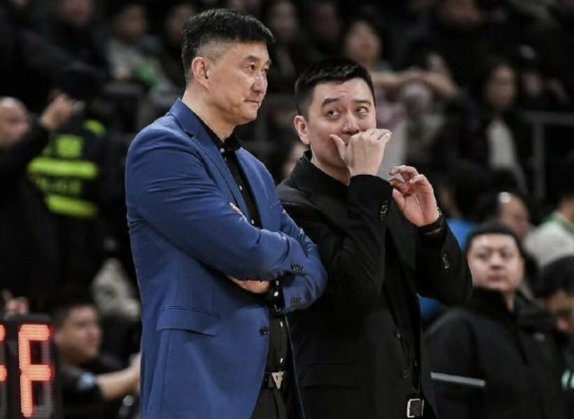 leyu-杨鸣：杜锋一直肩扛压力顶着球队前进，每个教练员都值得尊重